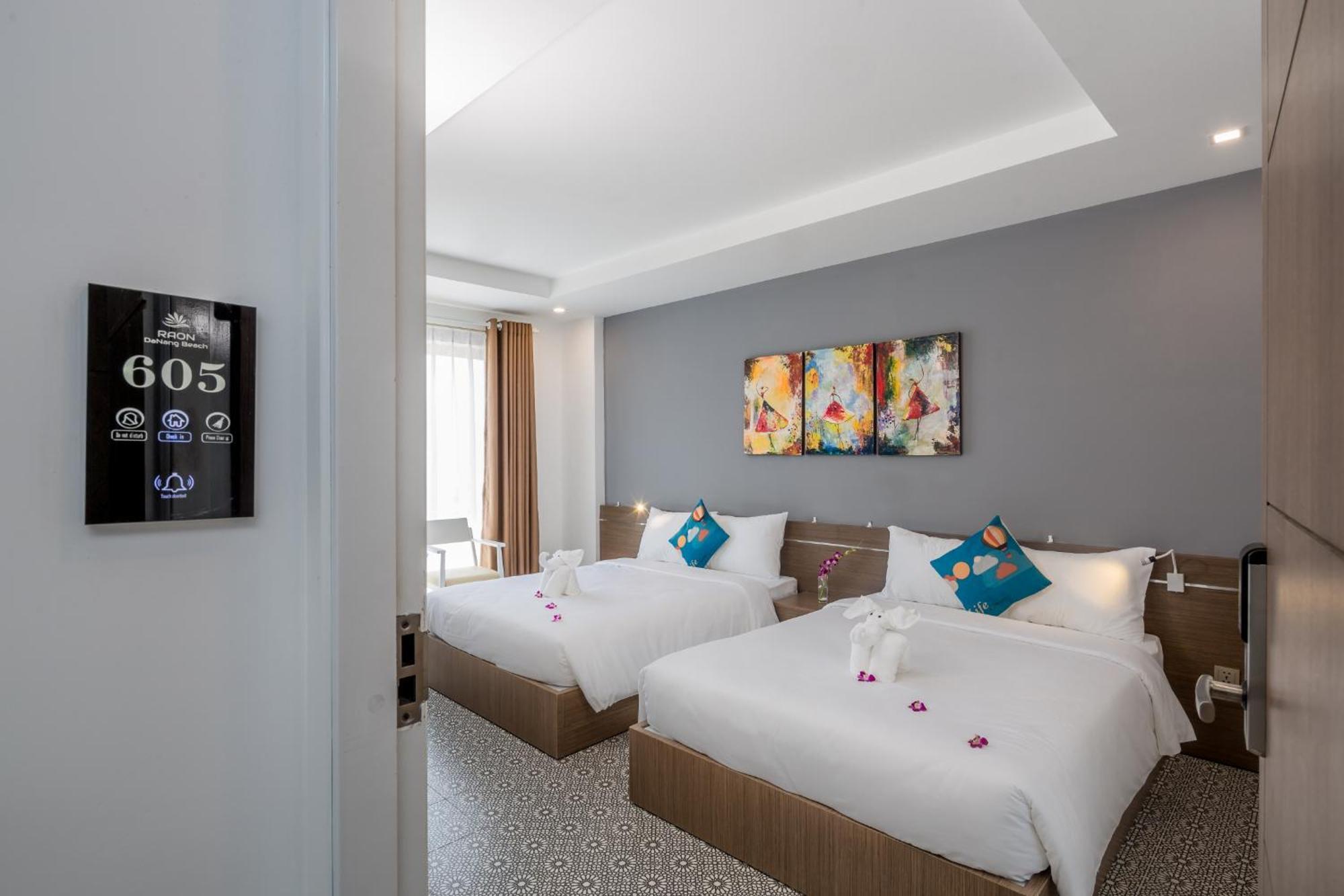 Khách sạn&Căn hộ Raon Khách sạn 4*