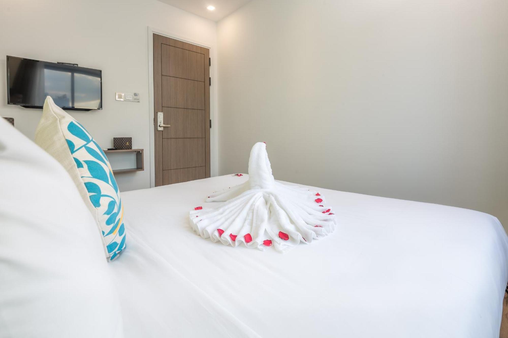Khách sạn&Căn hộ Raon Khách sạn 4*